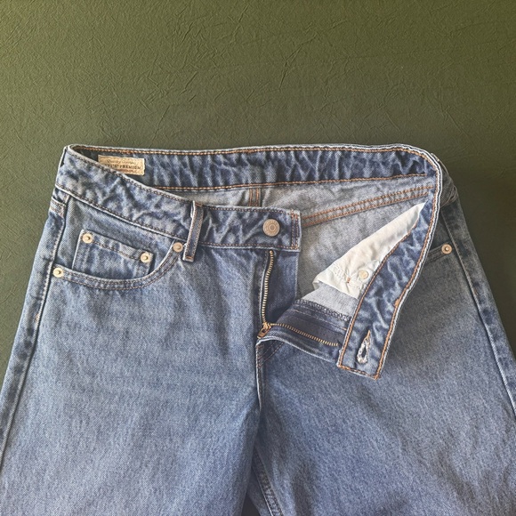 Levi’s Premium Low Loose Women’s Jeans - Picture 4 of 5